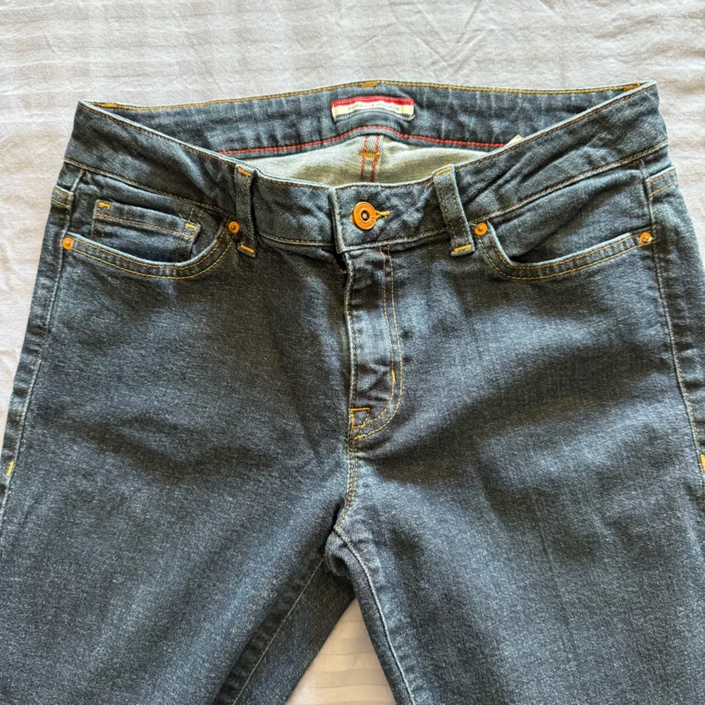 Tommy Hilfiger Women’s Jeans 8S Bootcut Blue Denim Y2K Stretch Mid Rise 28x29 - Picture 4 of 11